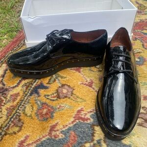 Hispanitas Black Patent Leather Women's Loafers